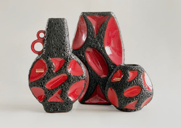 Vintage Fantastic Collectors Item German Red Black Lava Vase 311 BANJO - Roth 1970s