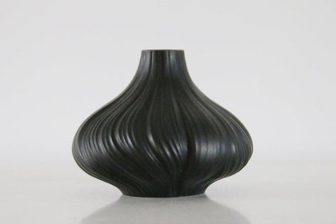 Black Porcelain  'Plissée' Garlic Onion Vase - M. Freyer for Rosenthal 1970s